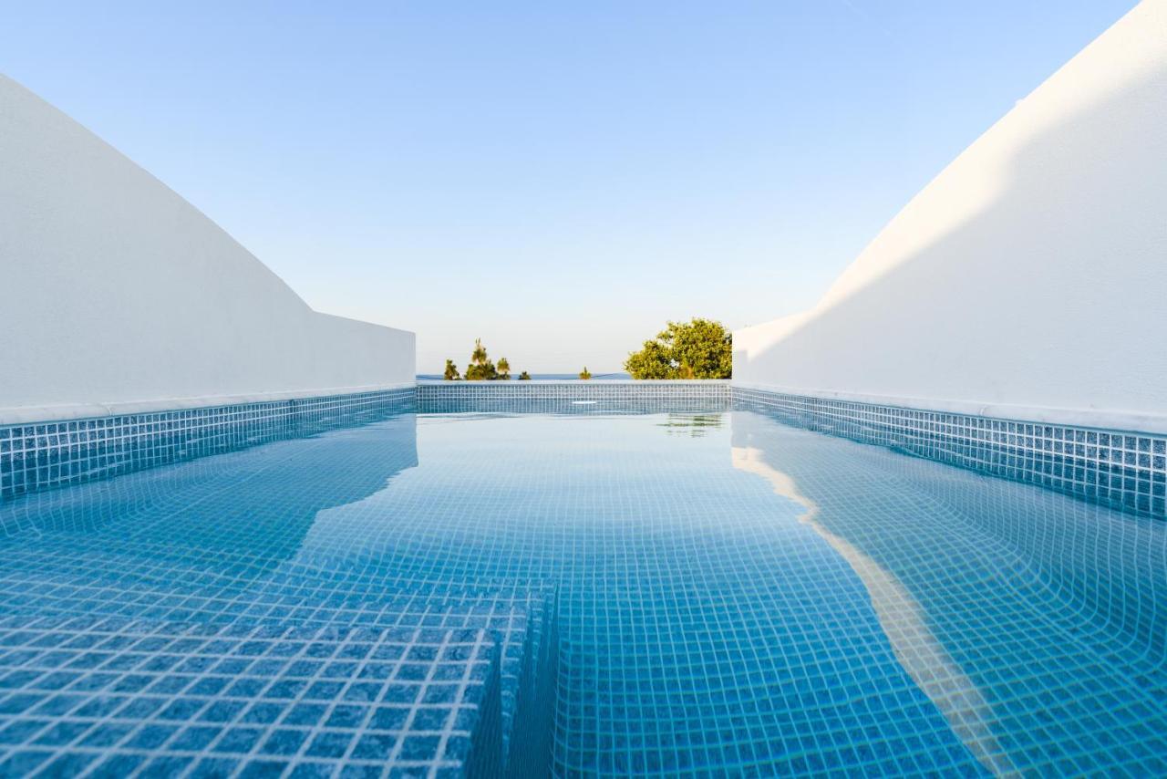 Mylos Luxury Escape *